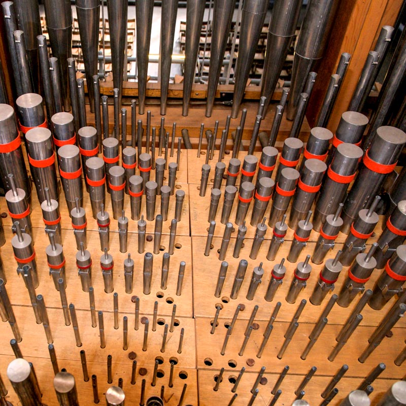 Pfeifen in der Orgel der Antoniterkirche, Köln